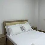 Apartment Private Garden Tirana