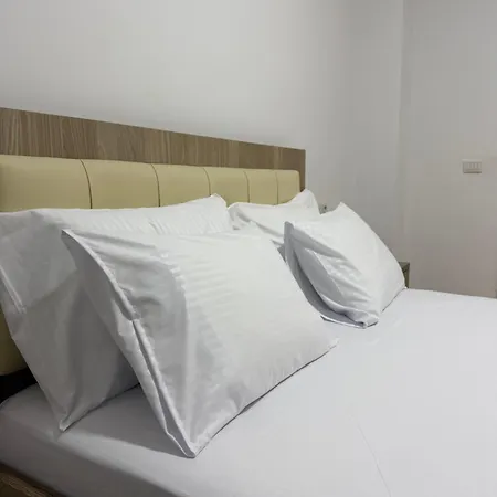 Private Garden Apartamento Tirana